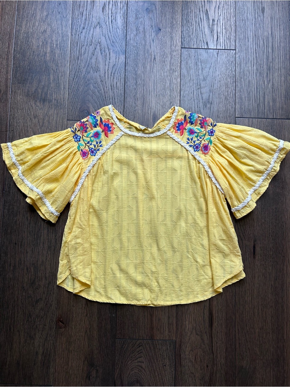 Umgee Yellow Flutter Sleeve Embroidered Shoulder Top